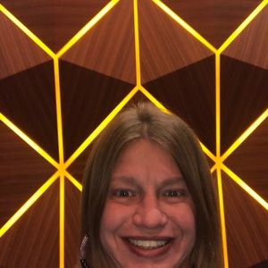 Meet your Posher, Dusti